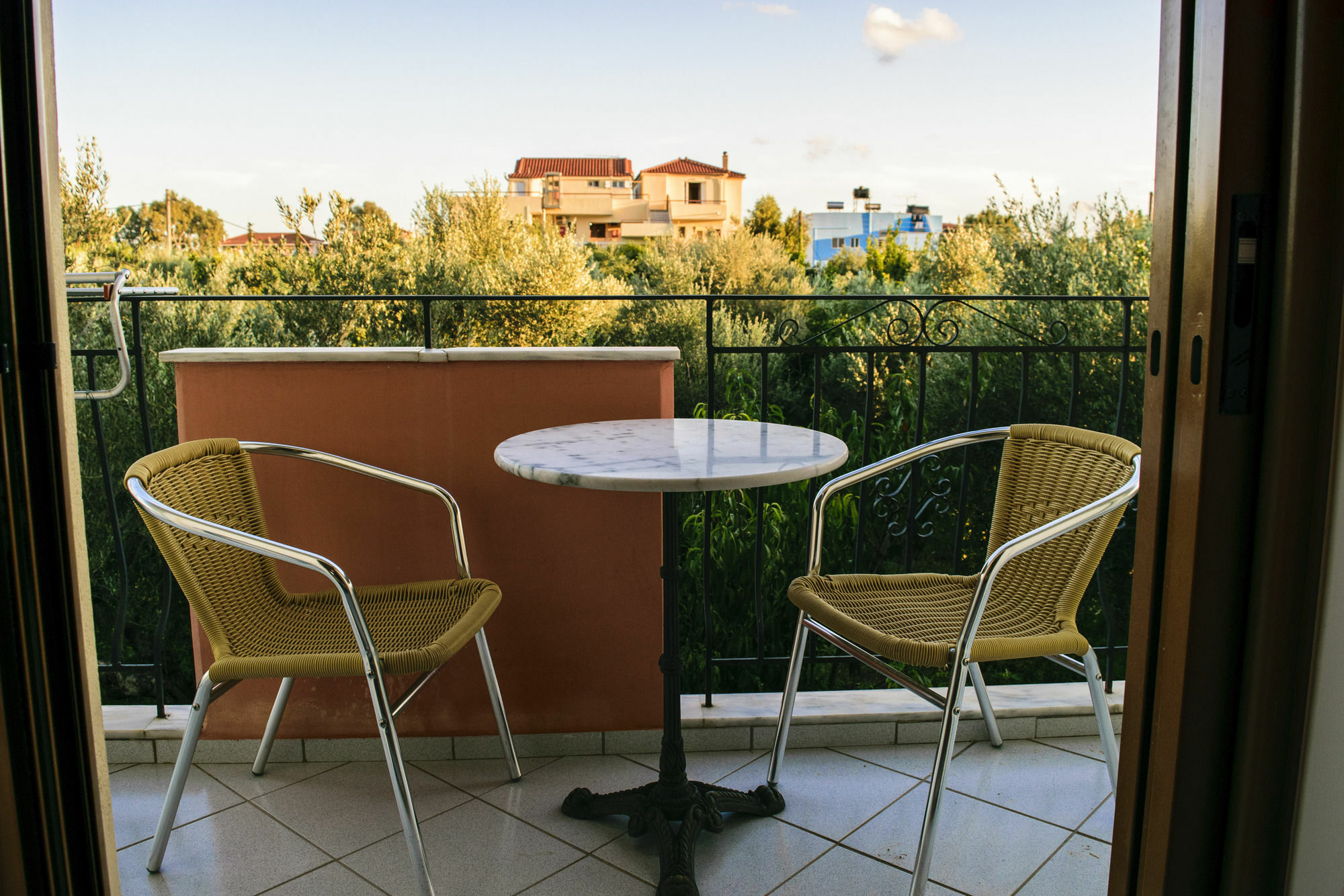 Sofia Apartments Mavrovoúnion 外观 照片