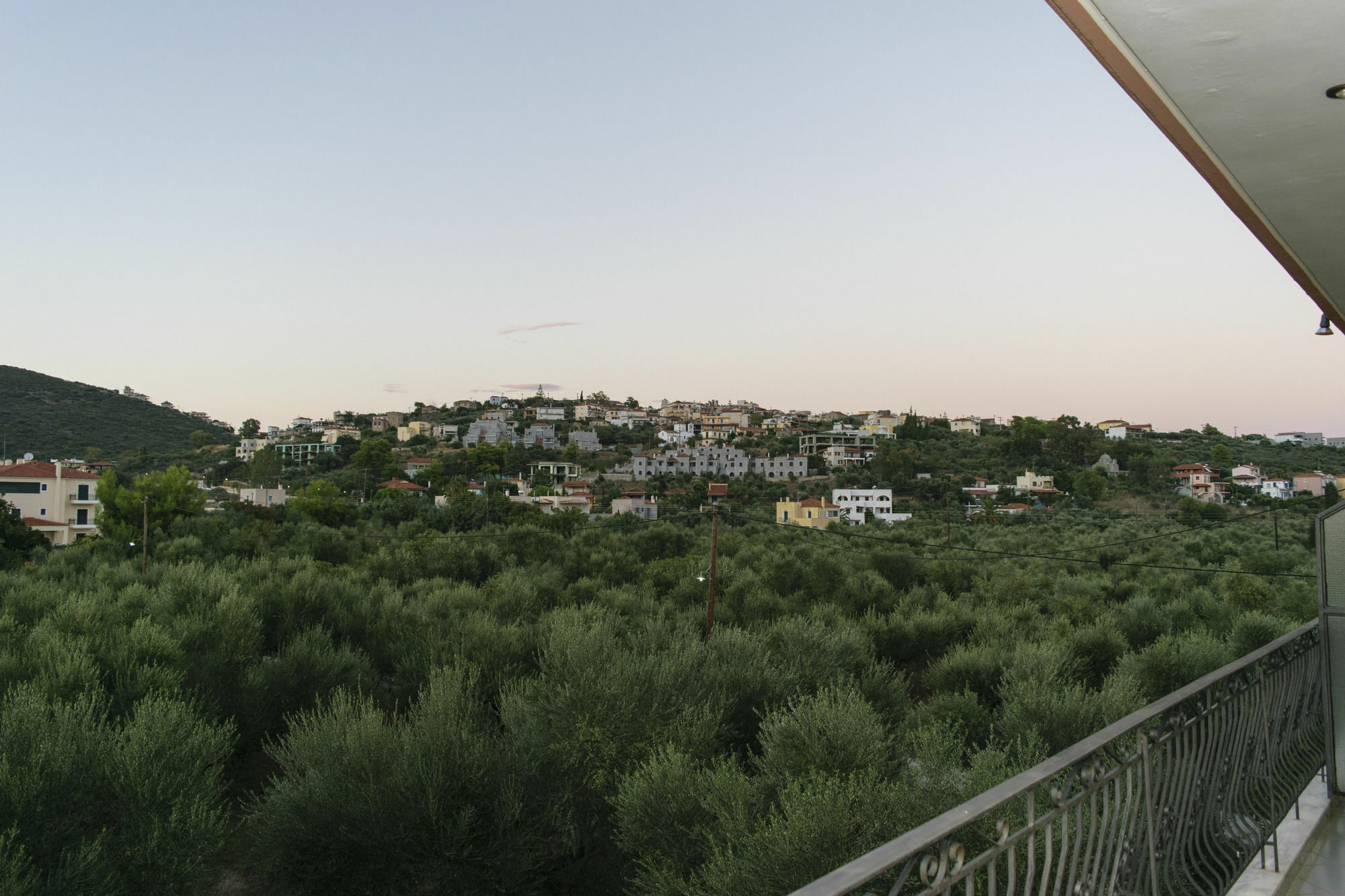 Sofia Apartments Mavrovoúnion 外观 照片